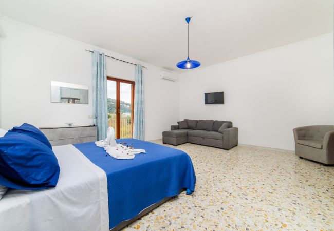 Apartment in Sorrento - Susy House